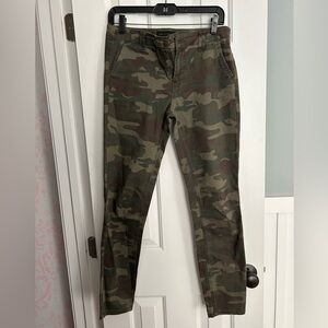 Like new Sanctuary Camo pants